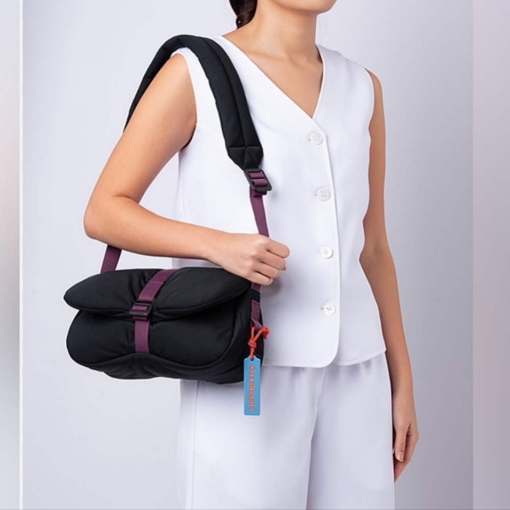 NWT COACHTOPIA LOOP PUFFY WAVY DINK BLACK PURPLE TRIM SHOULDER BAG STYLE CQ859‎